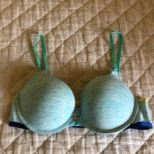 Victoria Secret Push-up Bra 34C